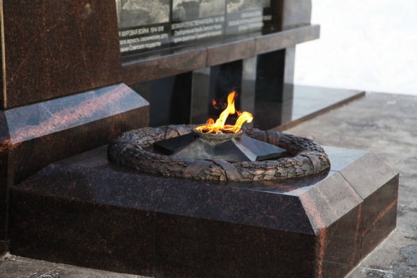Открытие памятника Защитникам Отечества 2014 год-10