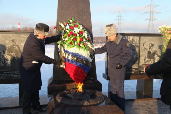 Открытие памятника Защитникам Отечества 2014 год-15