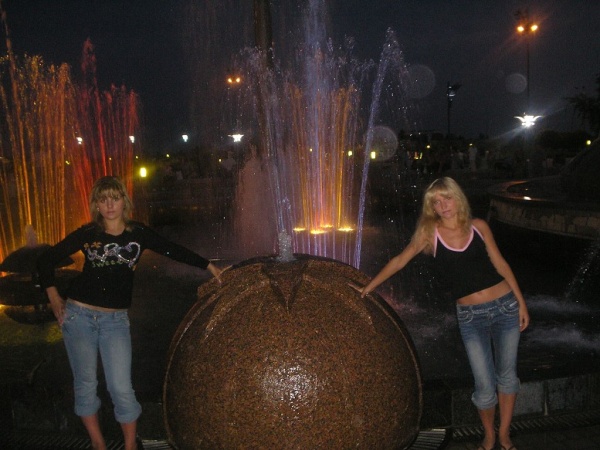 Я и моя подруга Настена.Город Одесса 2006г