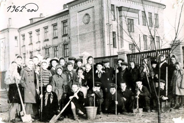 Косинская школа №24. 1962 год.